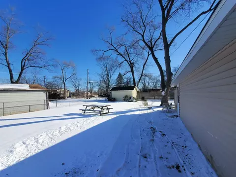 3503 Kings Rd, Steger, IL 60475 photo 13