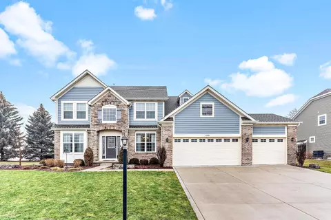 2352 Naples Dr, Valparaiso, IN 46385 photo 1