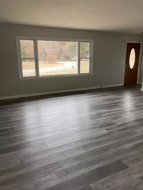 175 S 700, Knox, IN 46534 photo 3