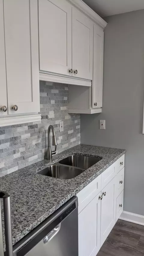 7349 Tapper Ave, Hammond, IN 46324 photo 10