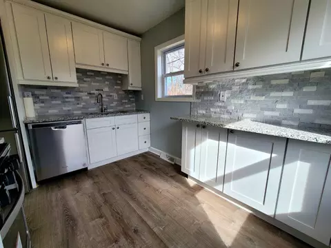 7349 Tapper Ave, Hammond, IN 46324 photo 3