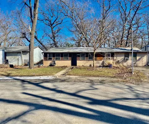 7879 Larry St, Dyer, IN 46311 photo 1