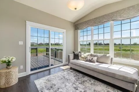 10186 Golden Crest Dr, Saint John, IN 46373 photo 13