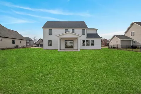 13060 Bluestem Dr, Saint John, IN 46373 photo 4