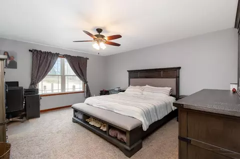 9832 Trinity Ct, De Motte, IN 46310 photo 16