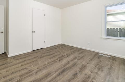 4987 Madison St, Gary, IN 46408 photo 10
