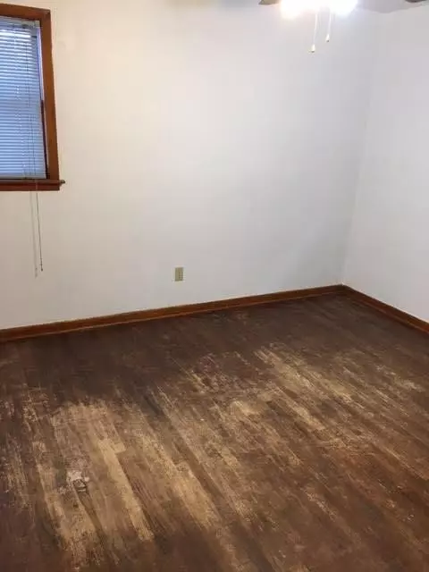 4827 Pine Ave, Hammond, IN 46327 photo 9