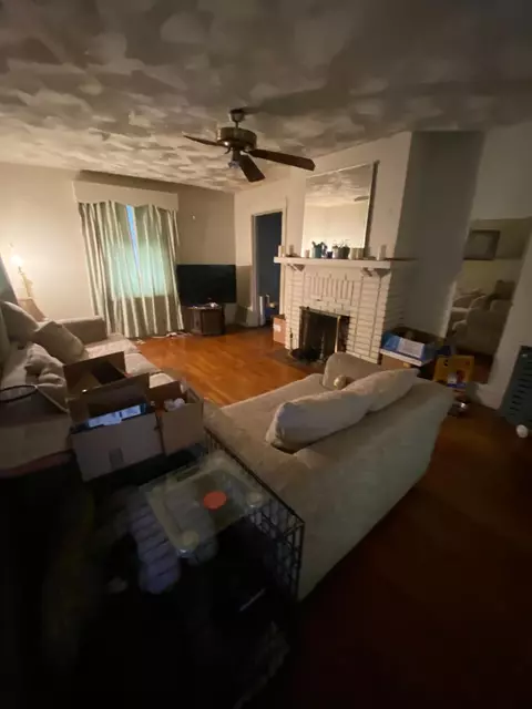 732 Grant St, Gary, IN 46404 photo 3