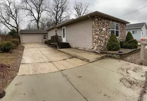 7219 W 128th Pl, Cedar Lake, IN 46303 photo 2