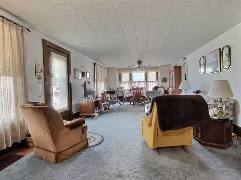 133 E Broadway St, Brook, IN 47922 photo 8