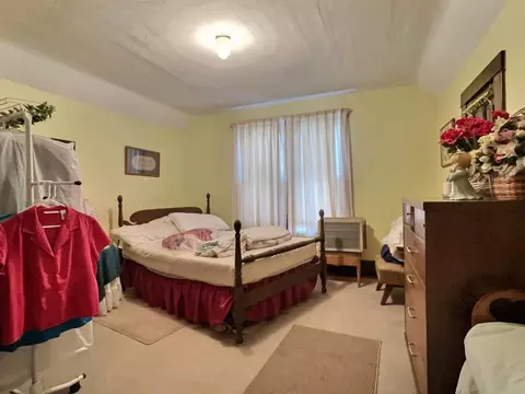 133 E Broadway St, Brook, IN 47922 photo 32