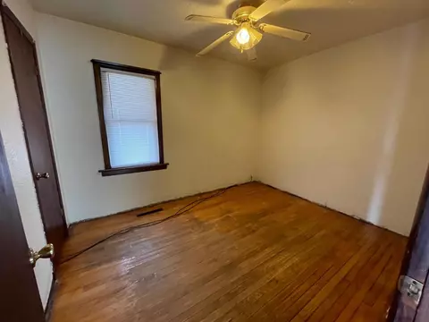 921 Gerry St, Gary, IN 46406 photo 5