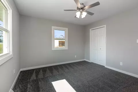 402 E Casey St, Hebron, IN 46341 photo 18