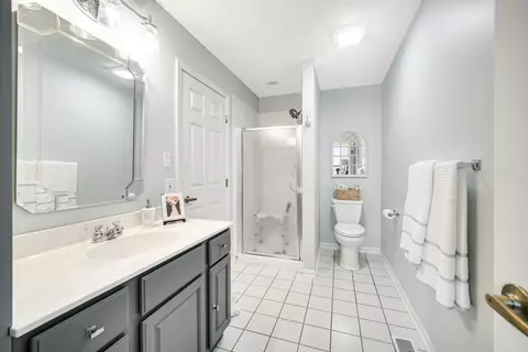 930 Cornwallis Ln, Munster, IN 46321 photo 17