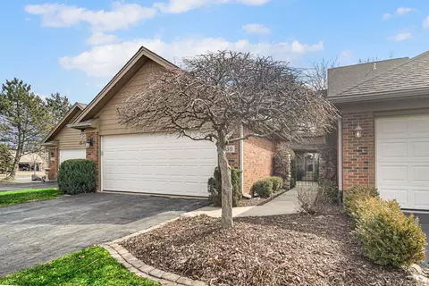 930 Cornwallis Ln, Munster, IN 46321 photo 1