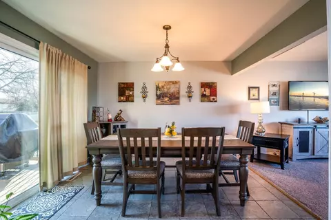 526 Cherry Hill Rd, Dyer, IN 46311 photo 5