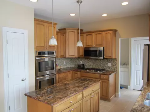 116 Exeter Rd, Munster, IN 46321 photo 7