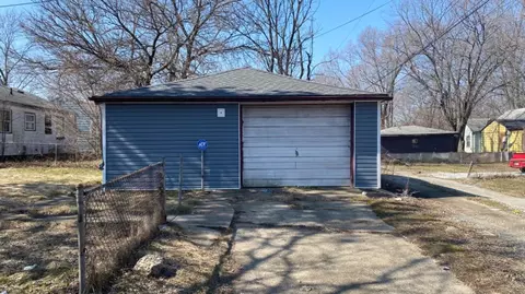 892 E 35th Pl, Gary, IN 46409 photo 10