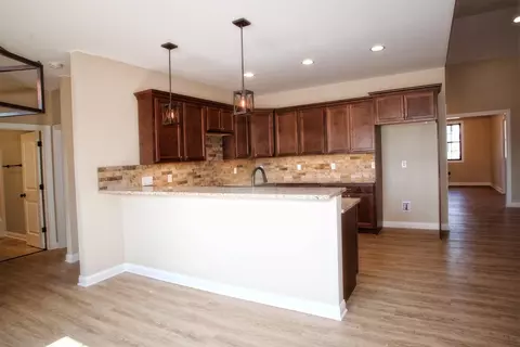 639 Blackbird Ln, Kouts, IN 46347 photo 8