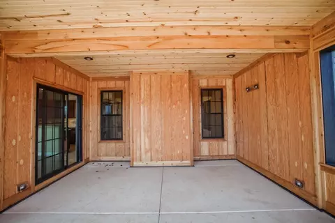 639 Blackbird Ln, Kouts, IN 46347 photo 19