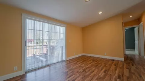 10599 N 291, De Motte, IN 46310 photo 5