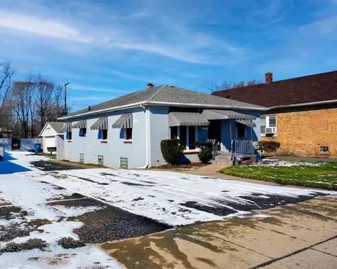 1340 Taft St, Gary, IN 46404 photo 1