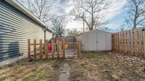 431 N Jay St, Griffith, IN 46319 photo 28