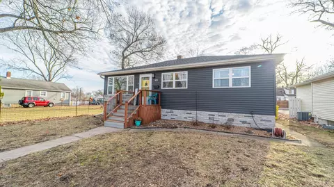 431 N Jay St, Griffith, IN 46319 photo 2