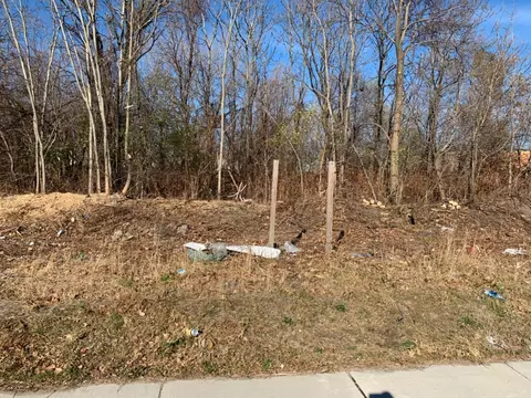 1421 Chicago St, Hammond, IN 46327 photo 2