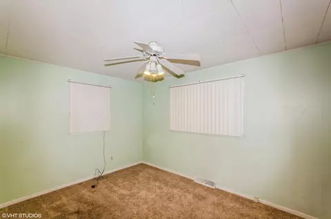 1203 E 39th Pl, Griffith, IN 46319 photo 6