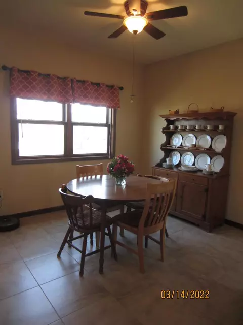 222 Cessna Dr, Burns Harbor, IN 46304 photo 5
