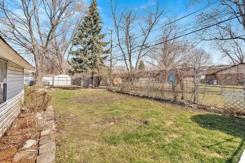 3141 Phillips Ave, Steger, IL 60475 photo 24