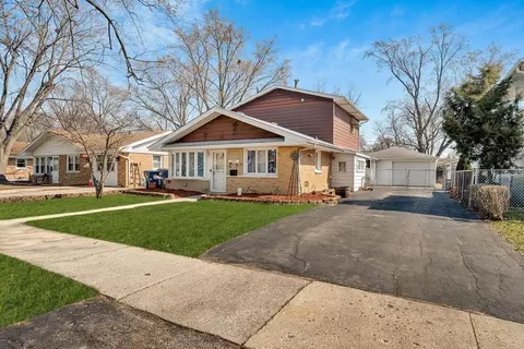 3141 Phillips Ave, Steger, IL 60475 photo 4