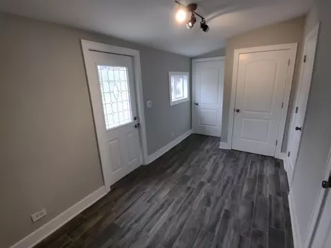 703 E John St, Knox, IN 46534 photo 13