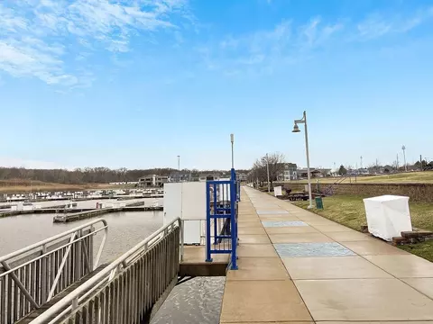 5941 S Dune Harbor Dr, Portage, IN 46368 photo 42