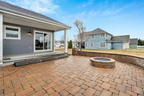 5941 S Dune Harbor Dr, Portage, IN 46368 photo 3