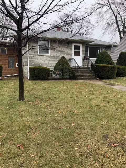 625 N Broad St, Griffith, IN 46319 photo 5