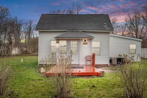1290 Old Porter Rd, Porter, IN 46304 photo 1