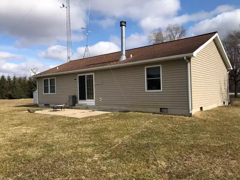 8384 S 300, Hamlet, IN 46532 photo 3