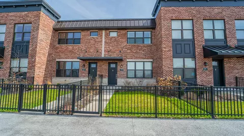 354 N Indiana Ave, Crown Point, IN 46307 photo 1