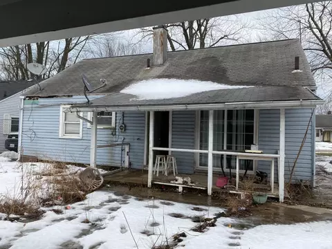 1226 Cass St, Gary, IN 46403 photo 2