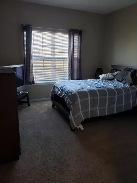 2203 Monaghan Ave, Valparaiso, IN 46385 photo 11