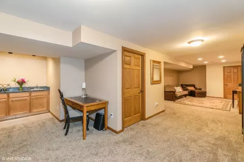 10378 Sutton Pl, Munster, IN 46321 photo 19