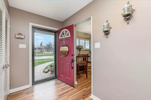 8103 Jackson Ave, Munster, IN 46321 photo 4