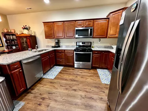 102 Summertree Dr, Porter, IN 46304 photo 6