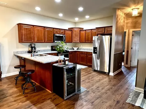 102 Summertree Dr, Porter, IN 46304 photo 5