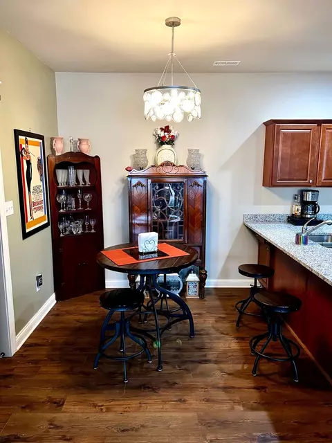 102 Summertree Dr, Porter, IN 46304 photo 8
