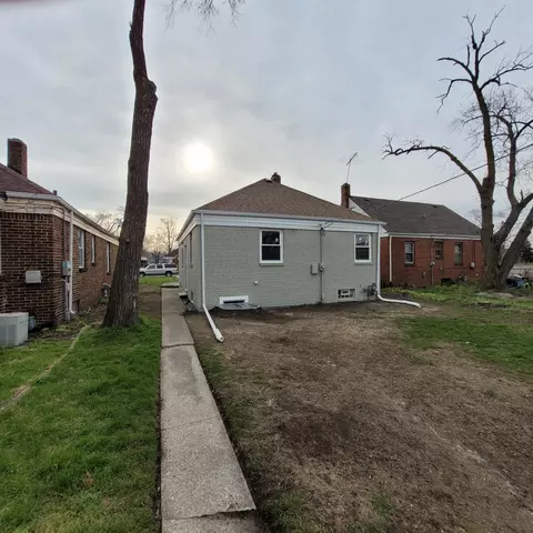 348 Taney St, Gary, IN 46404 photo 5