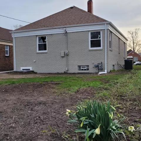 348 Taney St, Gary, IN 46404 photo 65