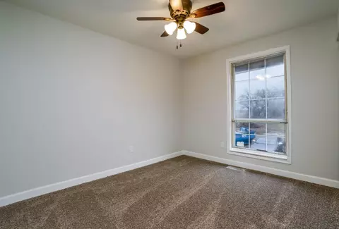 11601 N 200, De Motte, IN 46310 photo 12